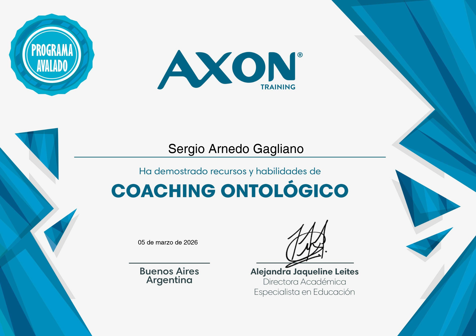 person-using-macbook habilidades de coaching ontológico